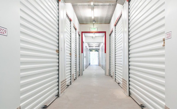Dubai storage