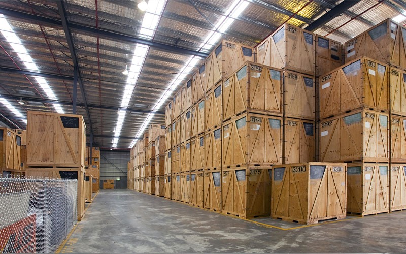 moving and storage services Dubai