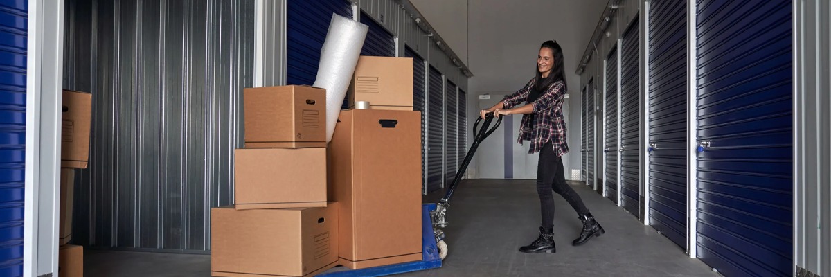 lockable storage Dubai