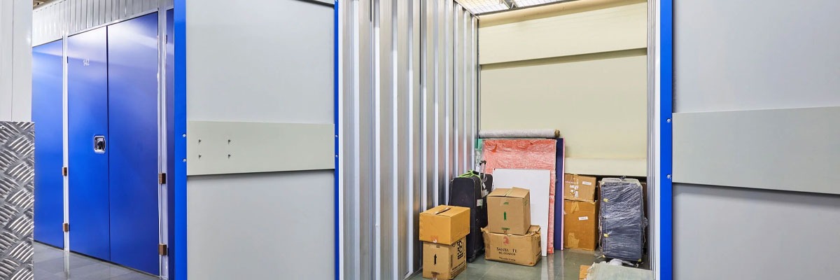 storage locker in Dubai